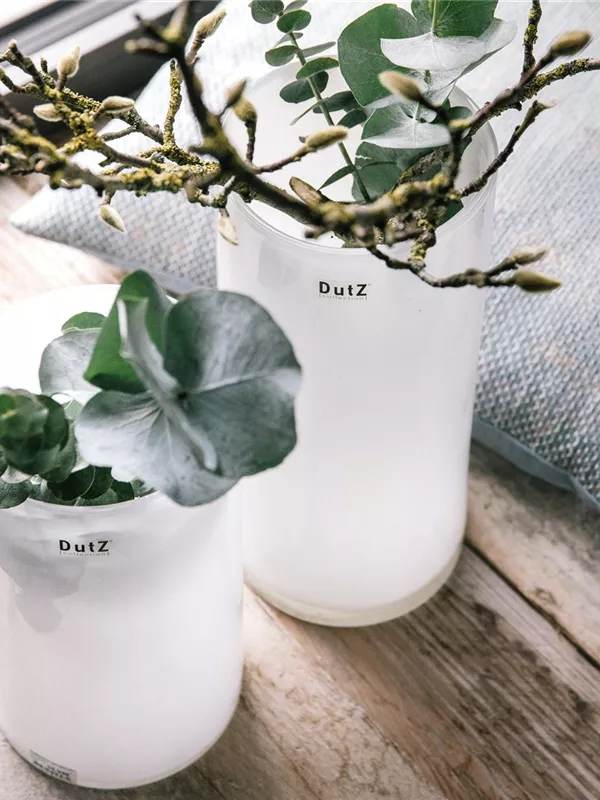 Cylinder white